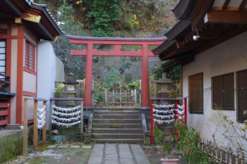 ouji-inari-entrance